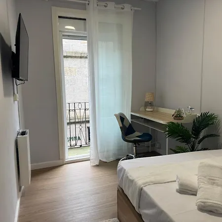 Апартаменты Casco Vello Balcon 1 Y 2 *
